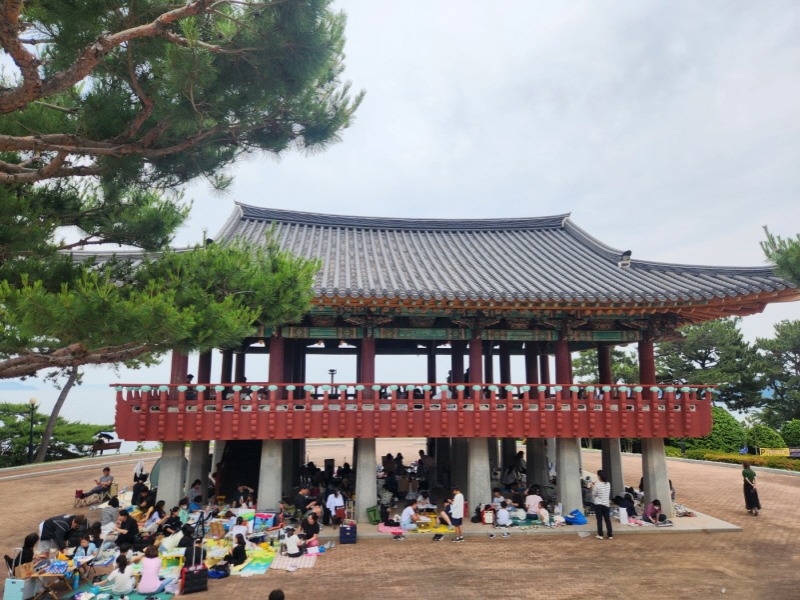 [크기변환]3-2. 관련사진(‘제63회 거제옥포대첩축제’ 사전행사 성황리에 개최 1).JPG