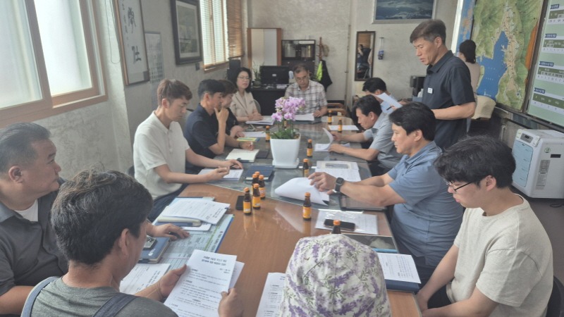 [크기변환]1-2. 관련사진(거제읍내시장 오일장 활성화를 위한 관계자 회의).jpeg