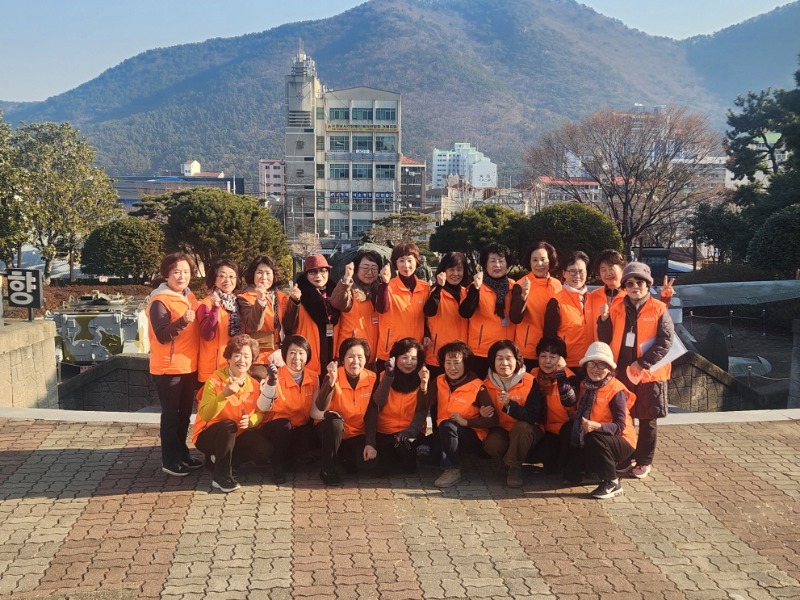 시니어관광서포터즈(단체).jpg