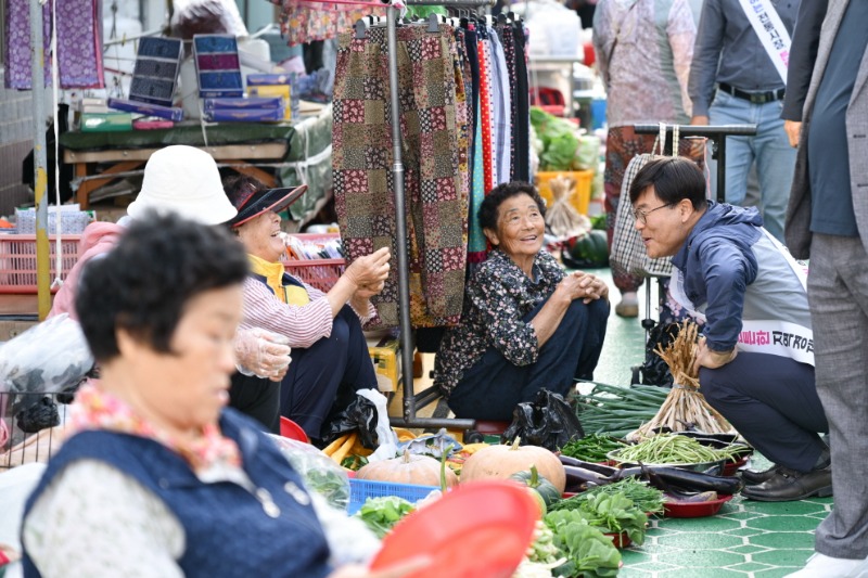 10-2. 보도자료(거제시, 추석 맞이 전통시장 장보기 행사 개최).jpg