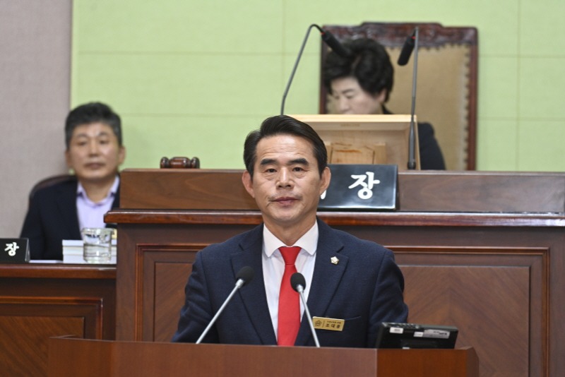 사진(조대용 의원님).jpg