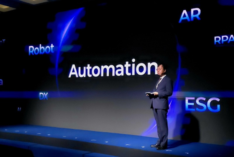 1.최성안 삼성중공업 대표이사(부회장)가 29일 삼성거제호텔에서 열린 _Auto2Vision_ 행사에서 설계·생산자동화 비전을 설명하고 있다.jpg