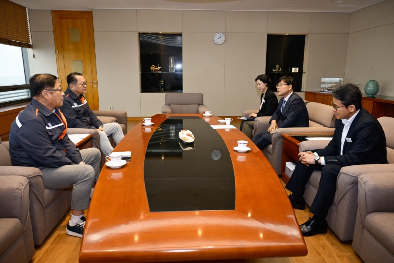 (2025.04.22.) 변광용 거제시장, 한화오션 간담회.jpg