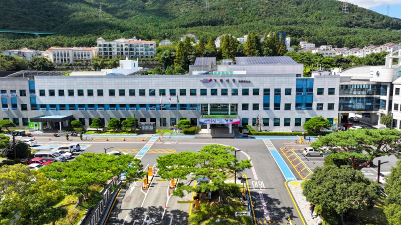 [크기변환]4-2. 관련사진(★시청전경).jpg