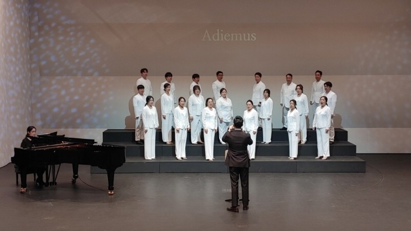 소나무합창단 전국합창대회 참가모습.jpg