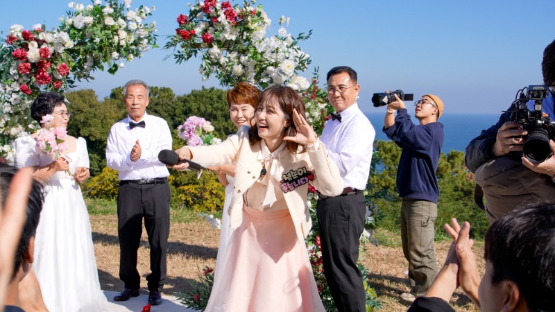 관련사진(지심도, 자연과 함께하는 웨딩.휴양섬 세번째 이야기 황혼 부부의 인생의 봄 다시 쓰다) (4).JPG