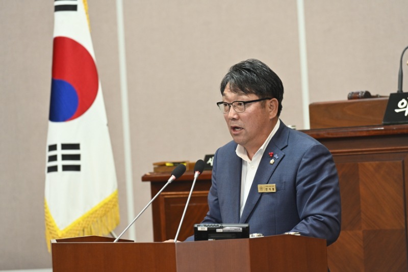 안석봉의원 본회의 사진.jpg